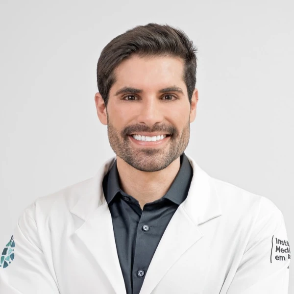 Dr. Leandro Gregório, Diretor Médico e Cofundador da Nuviya